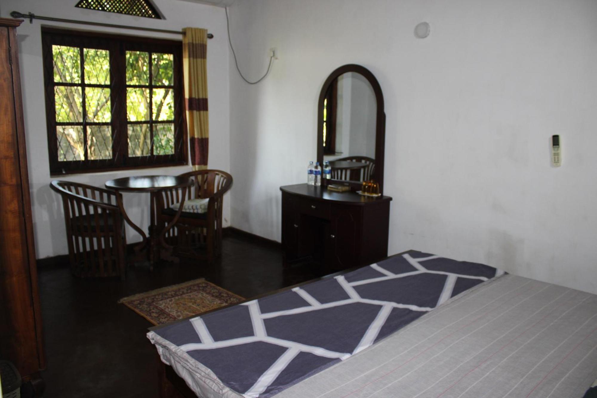 Olideb Gedara Hotell Negombo Exteriör bild